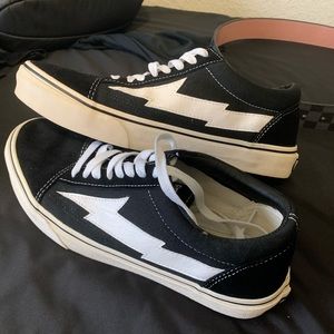 Revenge X Storm “Black”